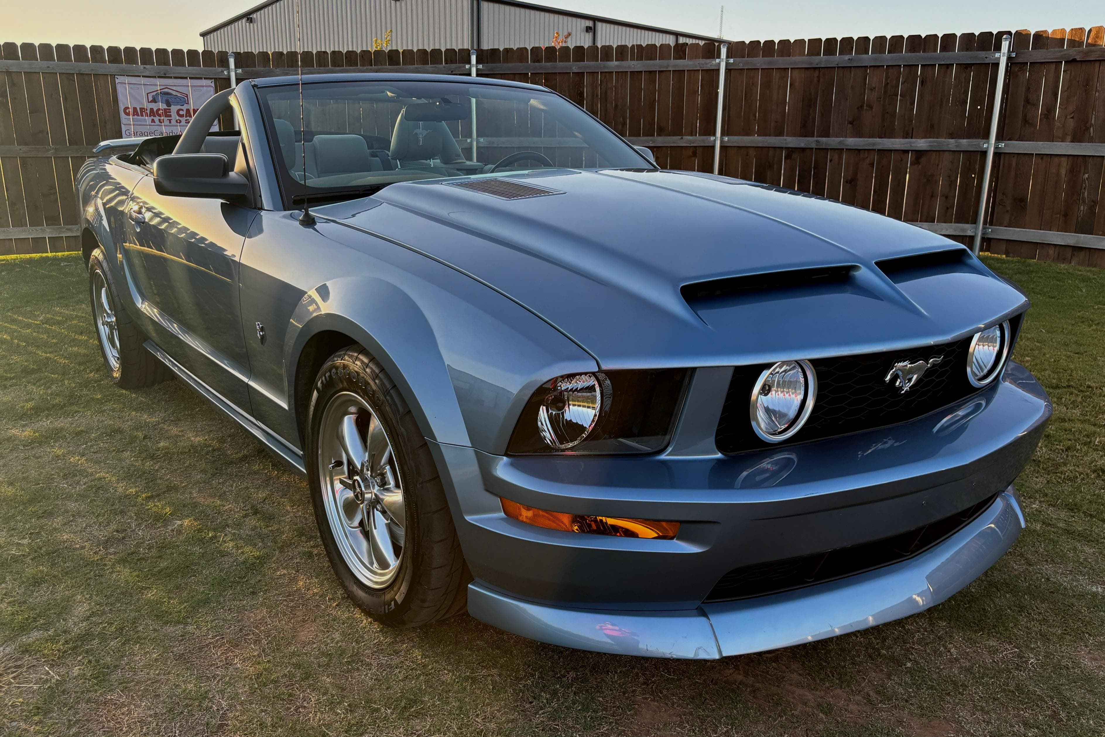 2006 Ford Mustang sold for $15,001