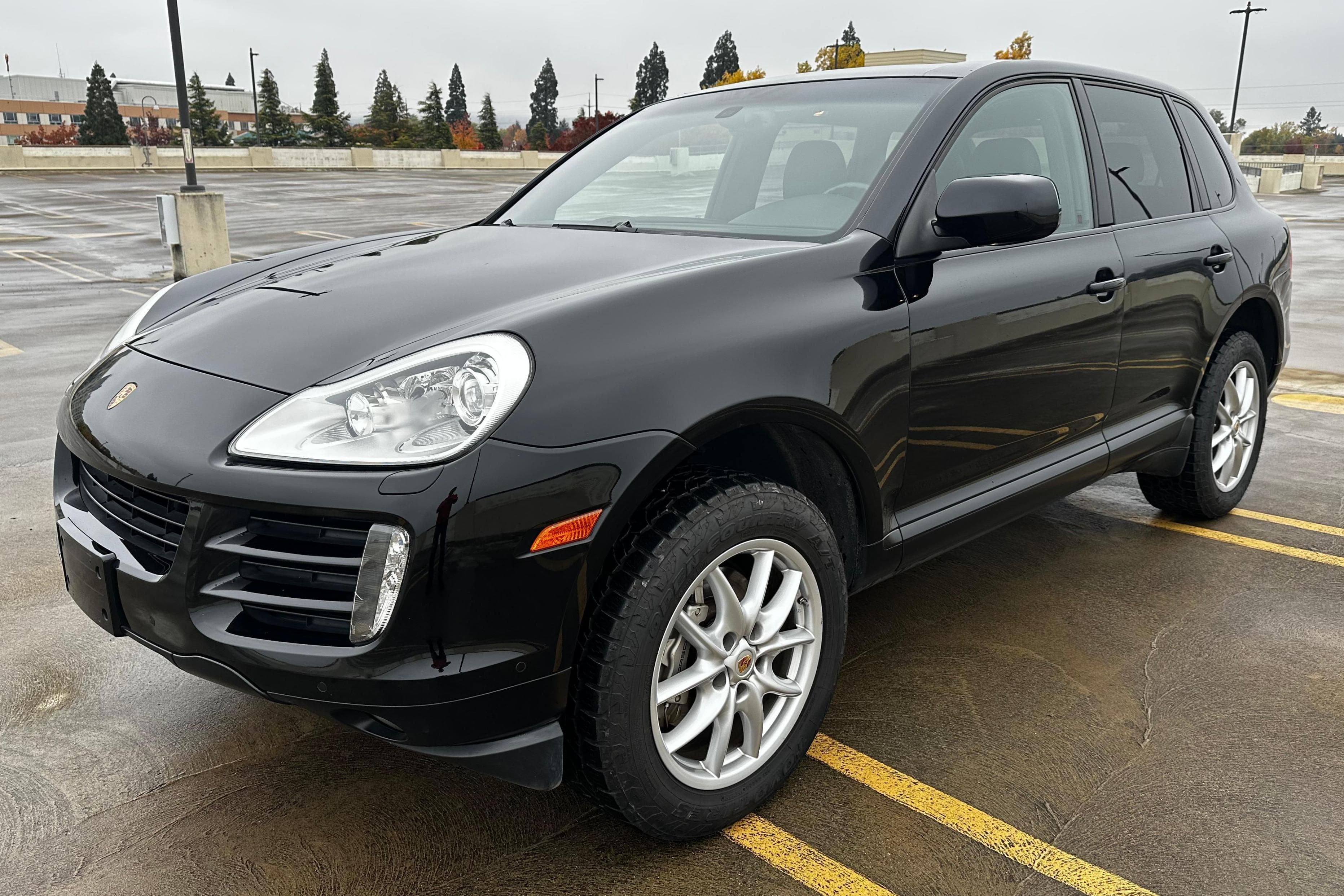 2009 Porsche Cayenne sold for $10,800