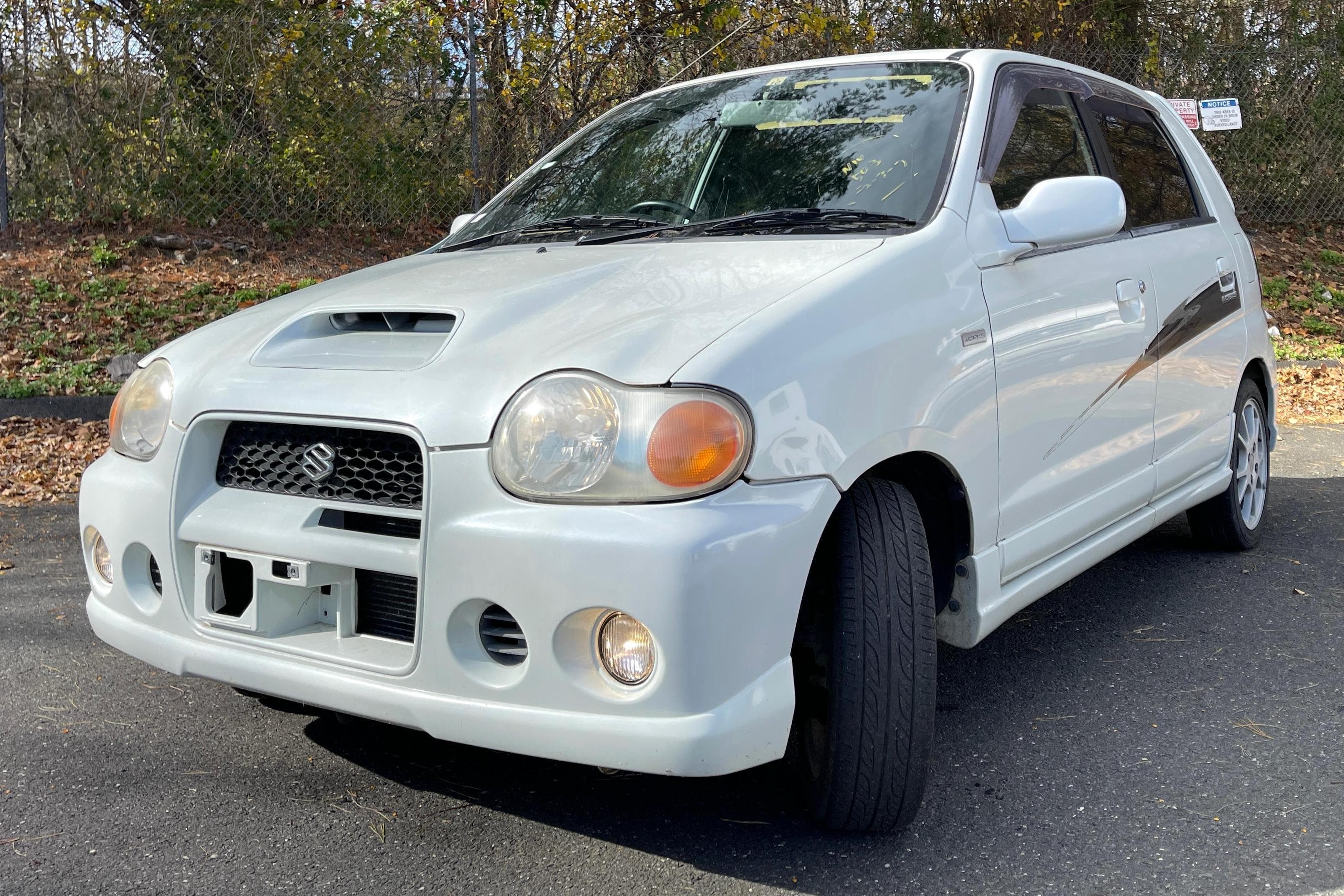 1999 Suzuki Alto sold for $4,500