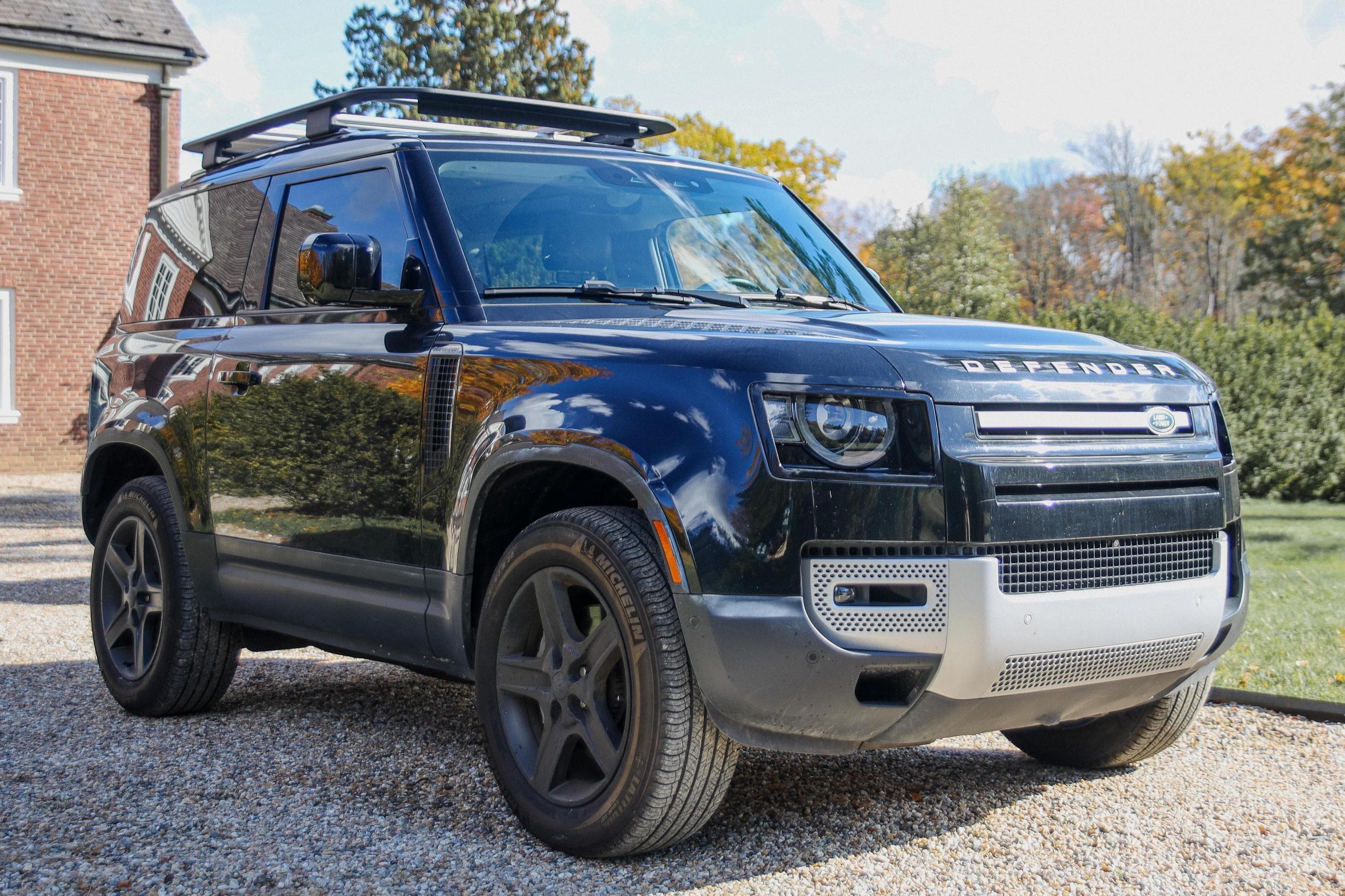 2023 Land Rover Defender sold for $43,500