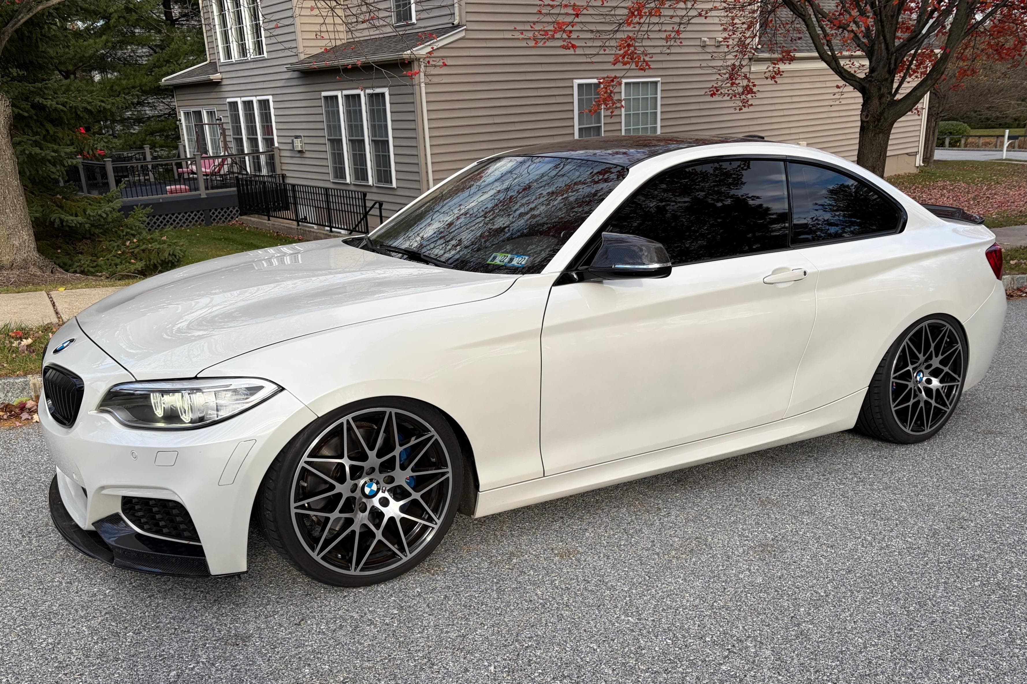 2015 BMW 2 Series sold for $16,751