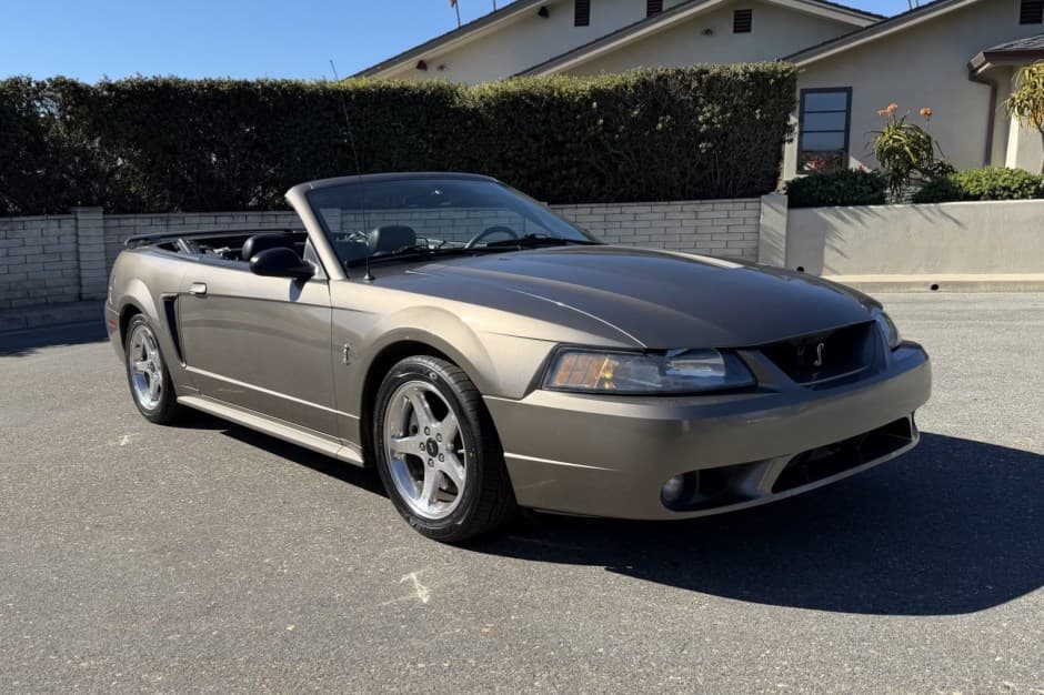 2001 Ford Mustang SN95 1994-2004 sold for $19,333