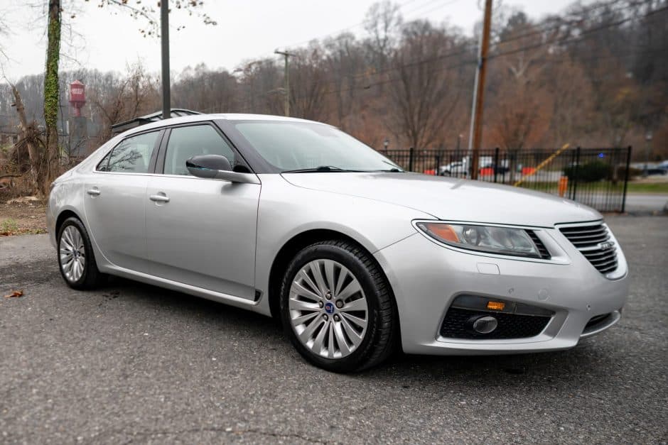 2010 Saab 9-5 sold for $7,875