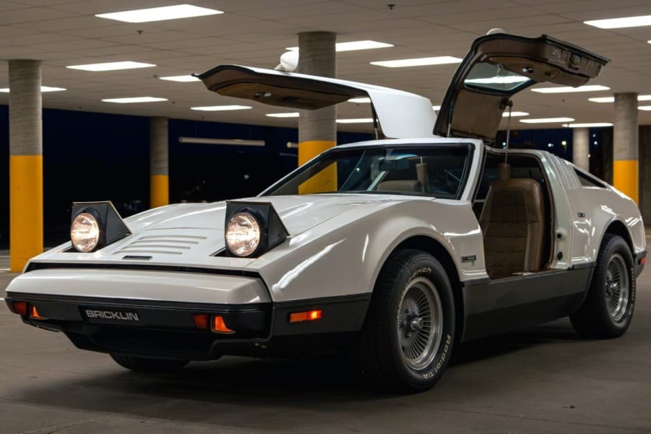 1975 Bricklin SV-1 sold for $21,000
