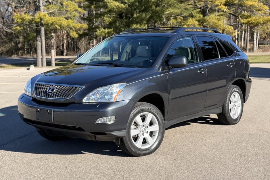 2004 Lexus RX sold for $12,500