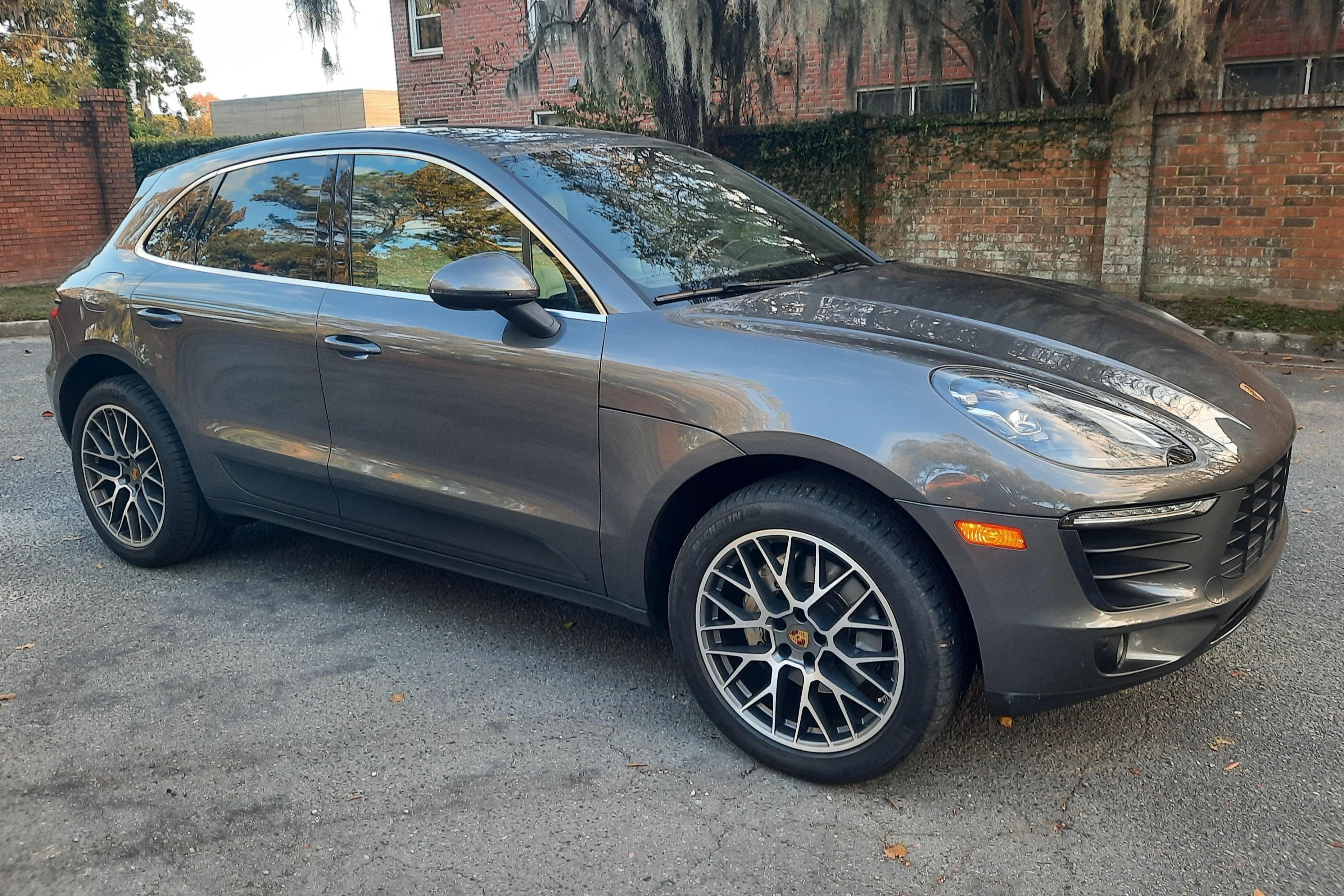 2018 Porsche Macan sold for $24,750