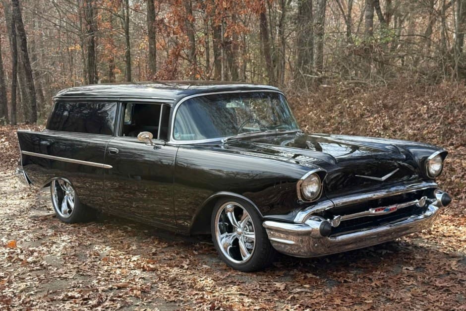 1957 Chevrolet Tri-5 sold for $32,750