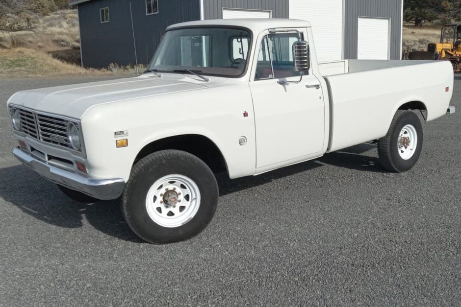 1972 International Harvester Pickup sold for $9,800