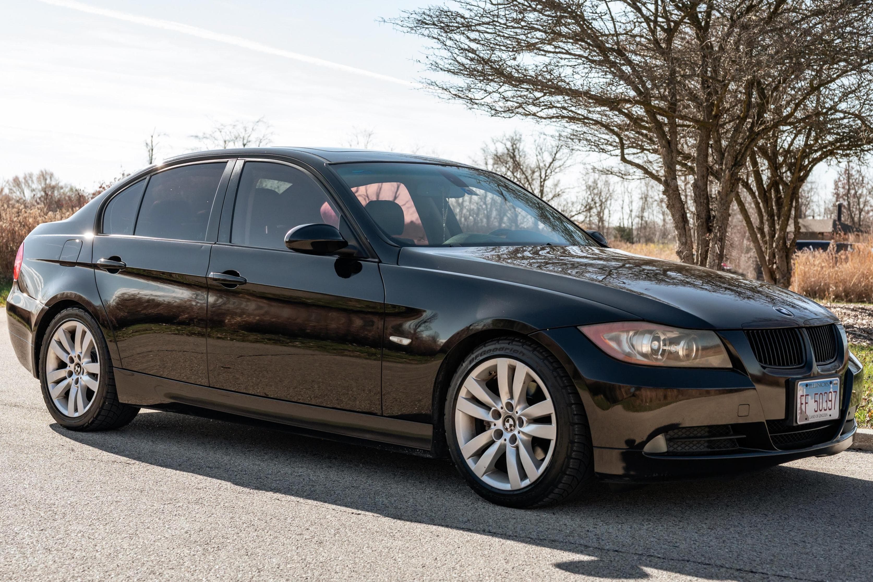 2007 BMW 3 Series sold for $5,100