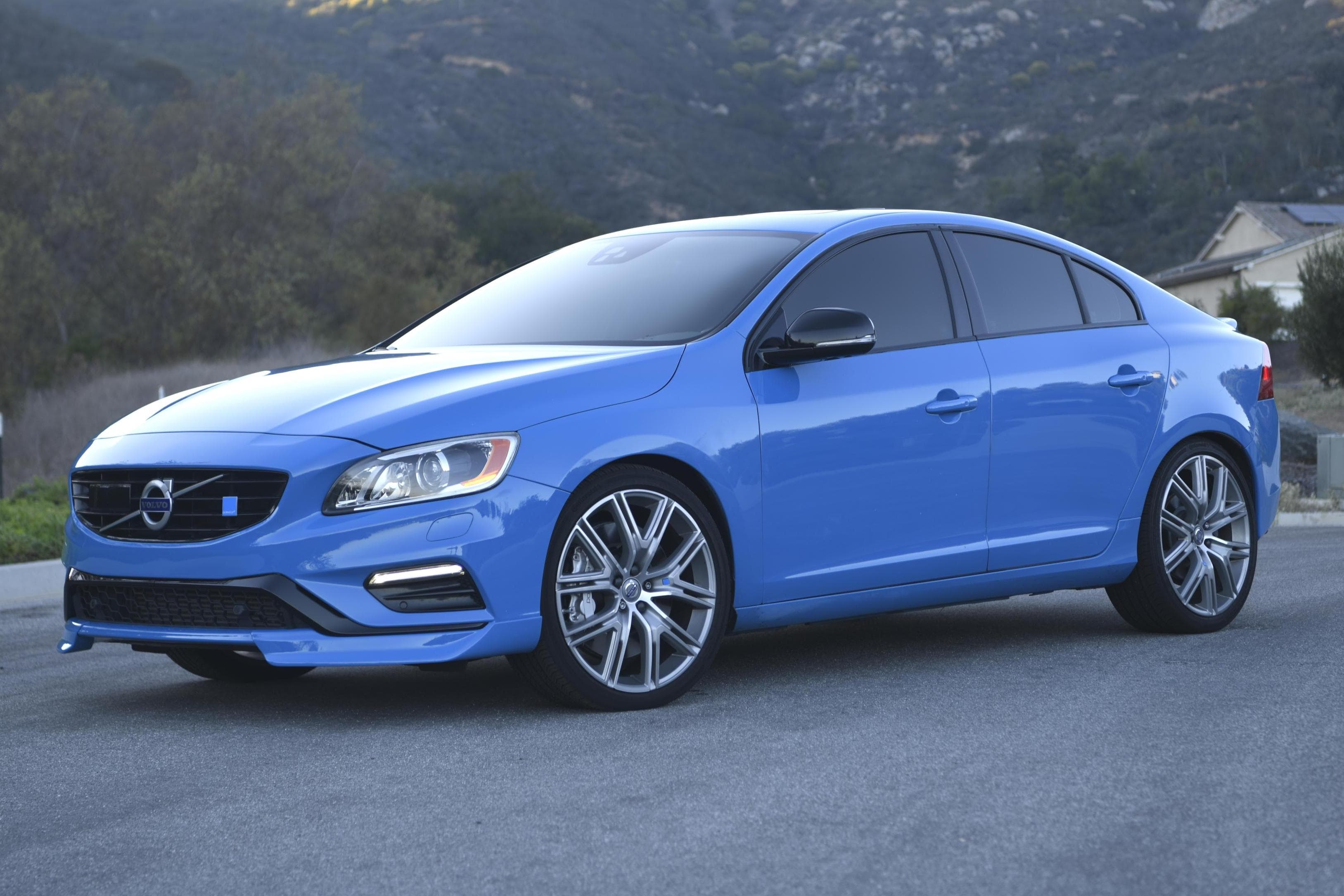 2017 Volvo S60 sold for $25,000