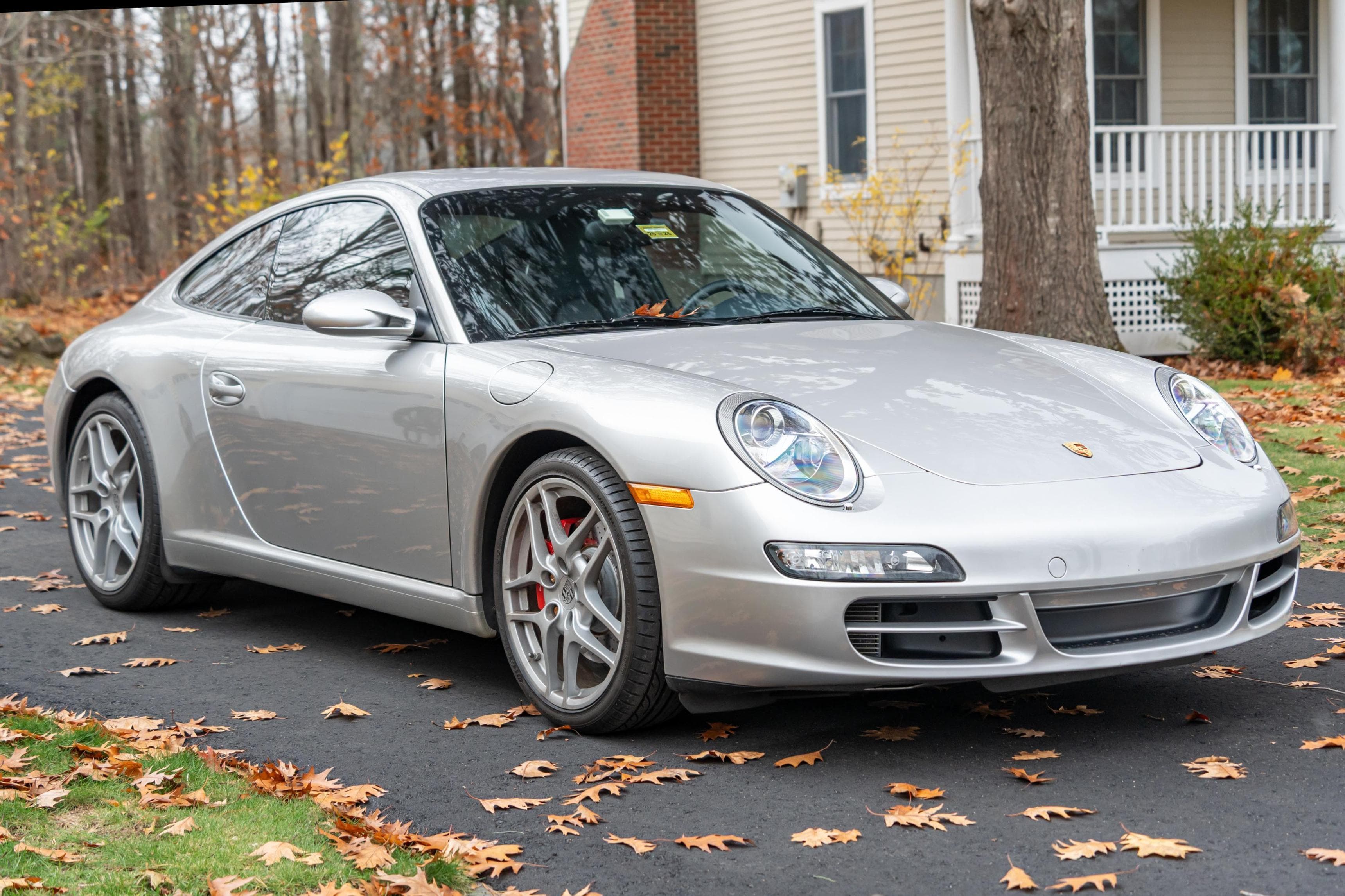 2008 Porsche 997 911 sold for $42,500