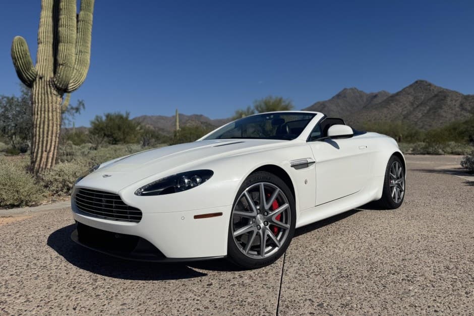 2013 Aston Martin V8 Vantage (2006+) sold for $41,000