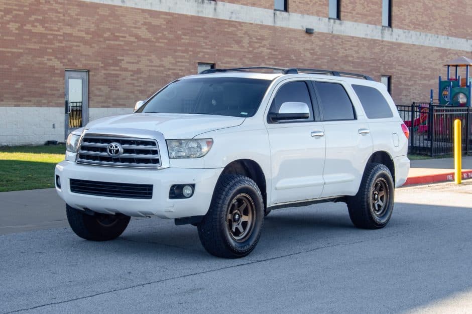 2008 Toyota Sequoia sold for $10,257