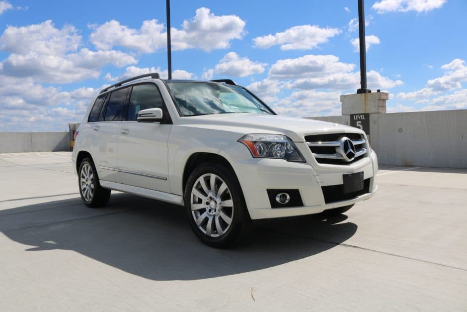 2011 Mercedes-Benz X204 GLK-Class sold for $8,369