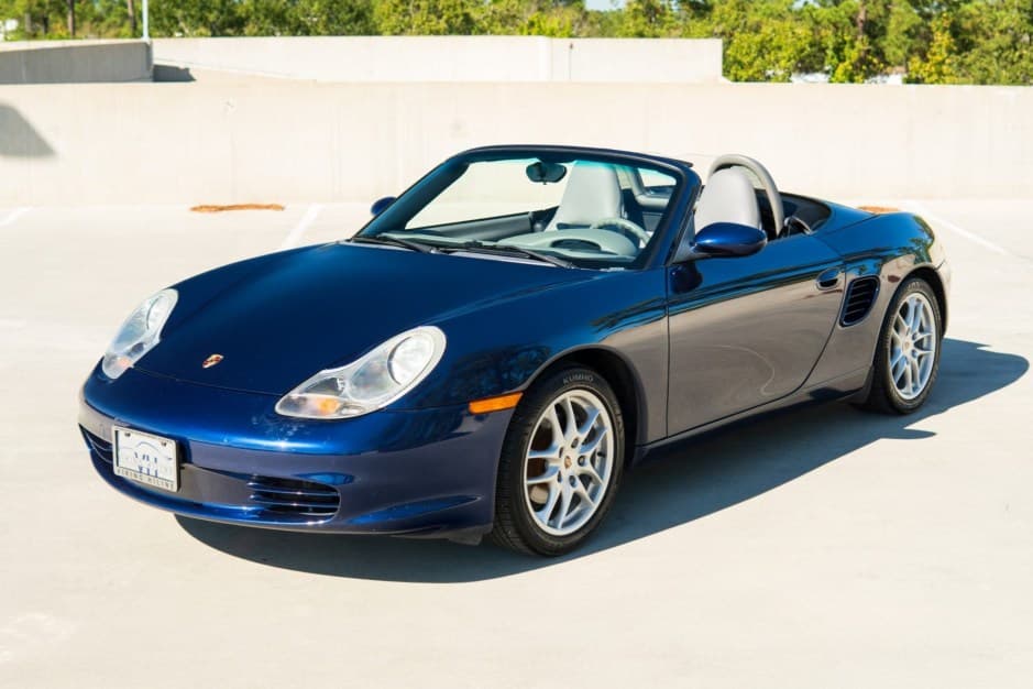 2004 Porsche 986 Boxster sold for $12,507