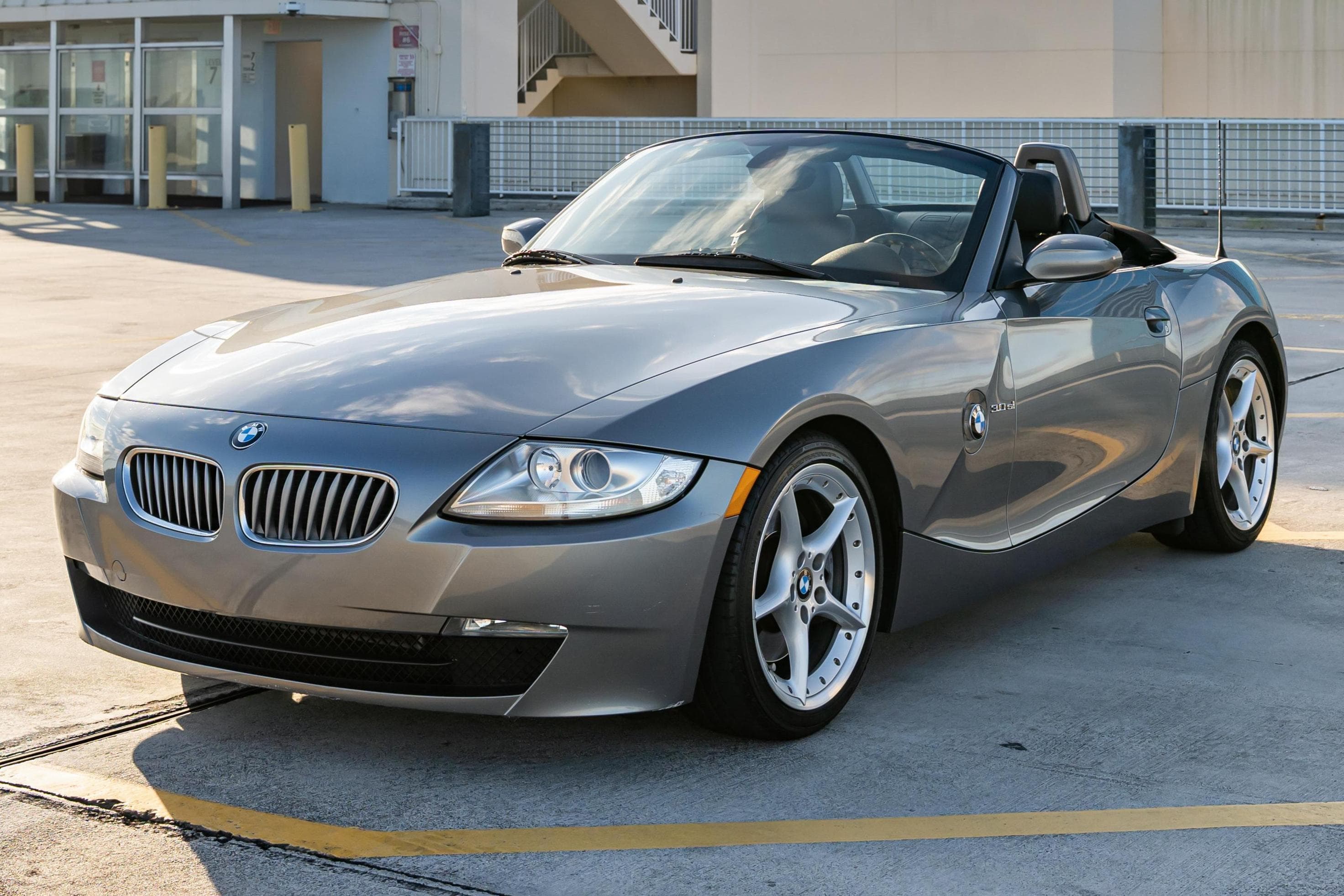 2008 BMW Z4 sold for $15,100