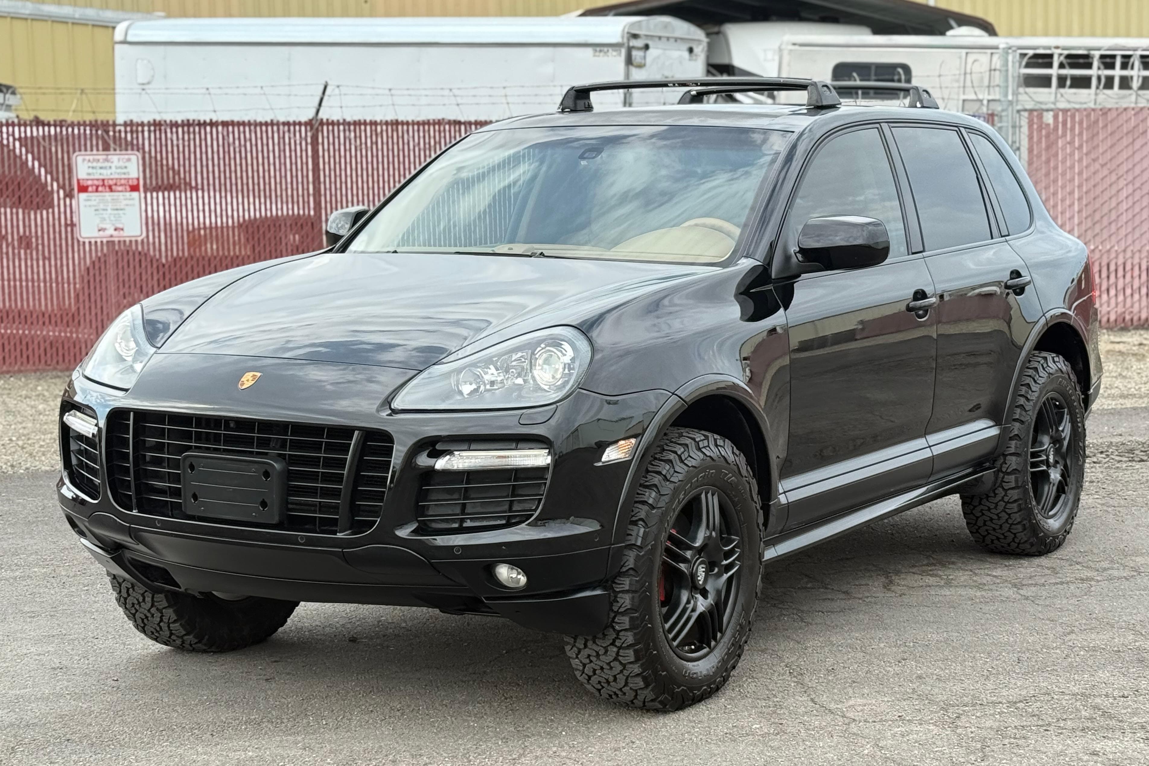 2009 Porsche Cayenne sold for $13,450