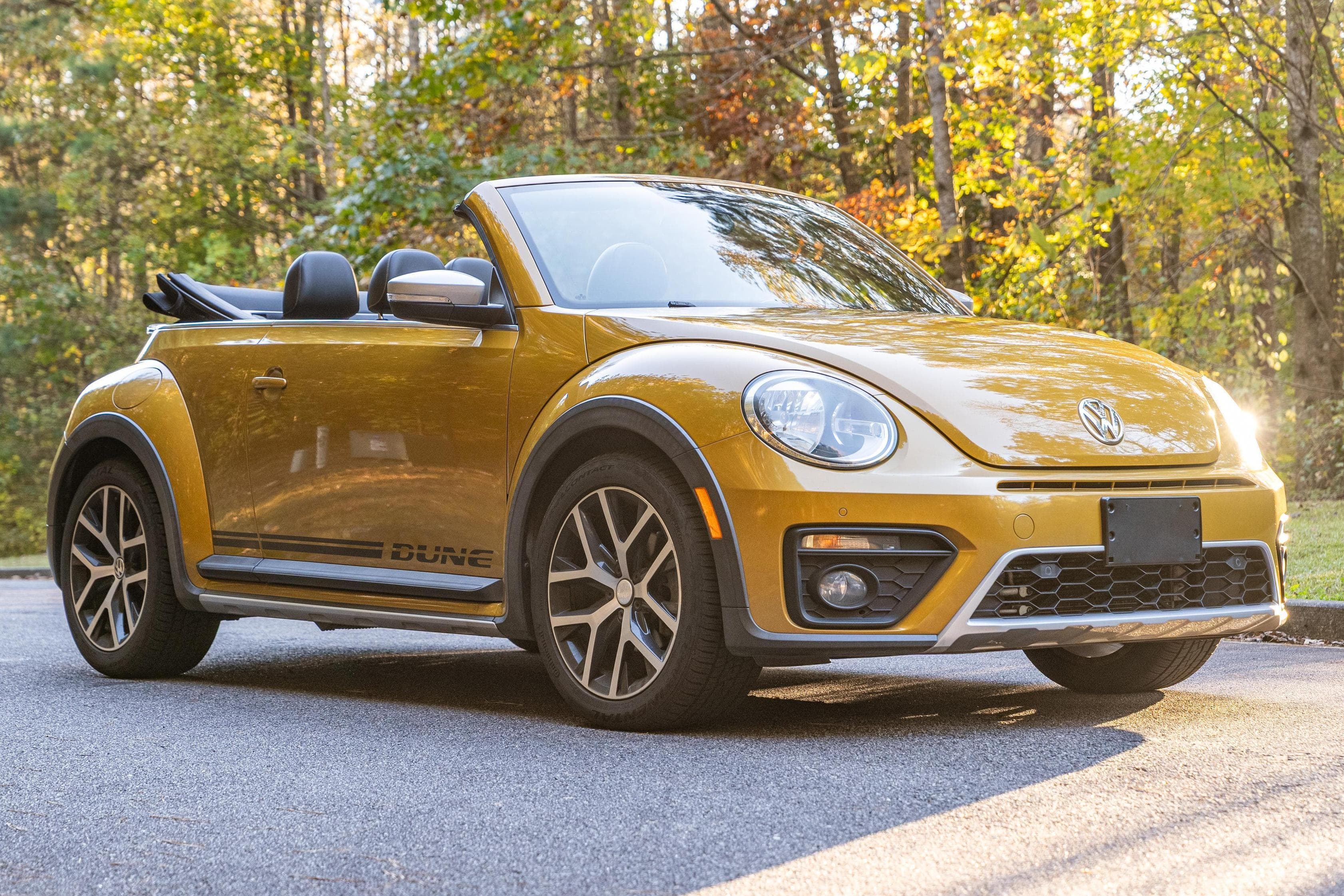2016 Volkswagen Beetle sold for $23,000
