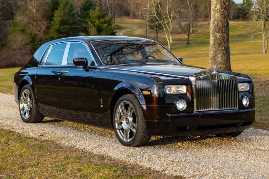 2004 Rolls-Royce Phantom VII & VIII sold for $90,000