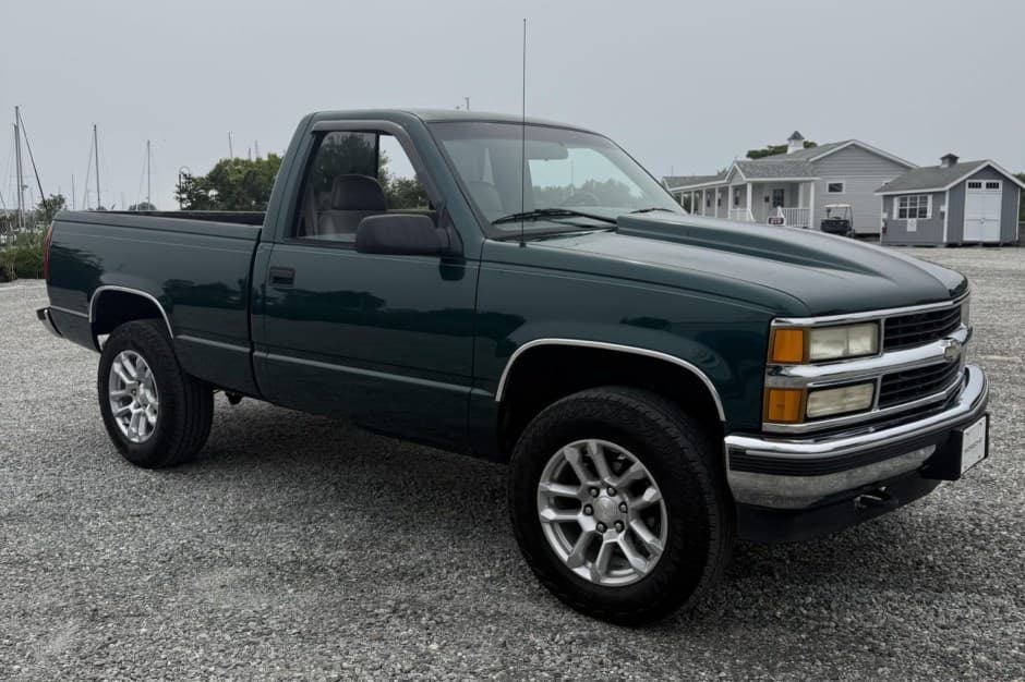 1995 Chevrolet C/K GMT400 (1988-2002) sold for $18,250