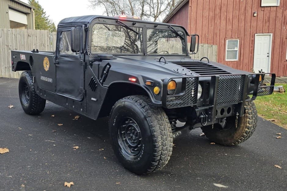 1987 Hummer HMMWV/Humvee sold for $15,500