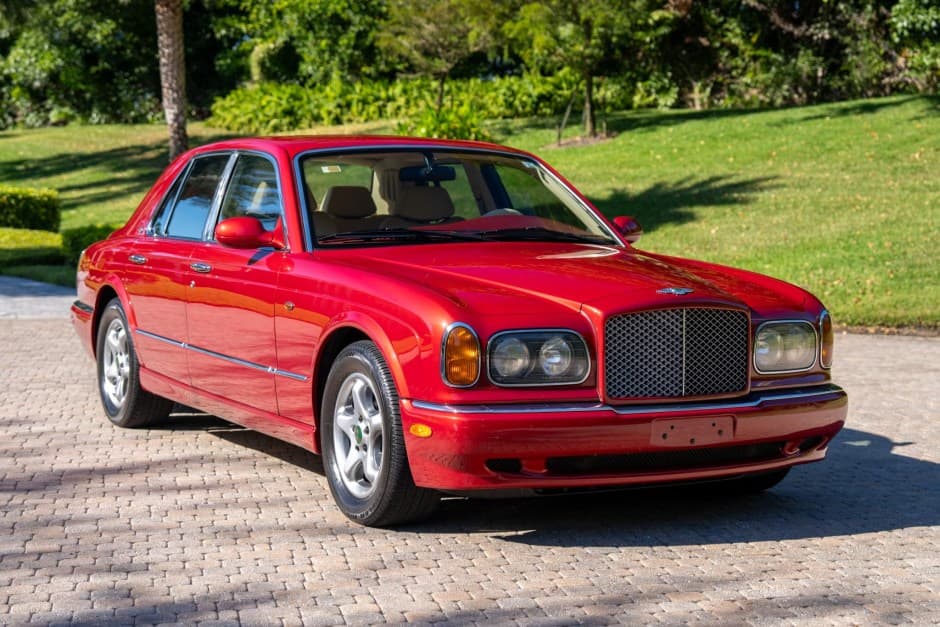 1999 Bentley Arnage sold for $26,500