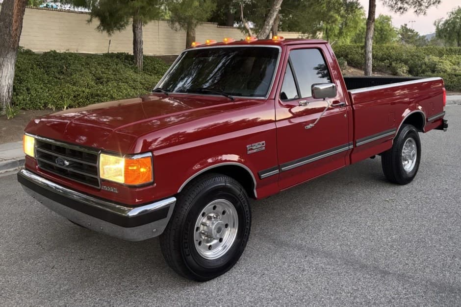 1989 Ford F-Series 1987-1991 sold for $13,500