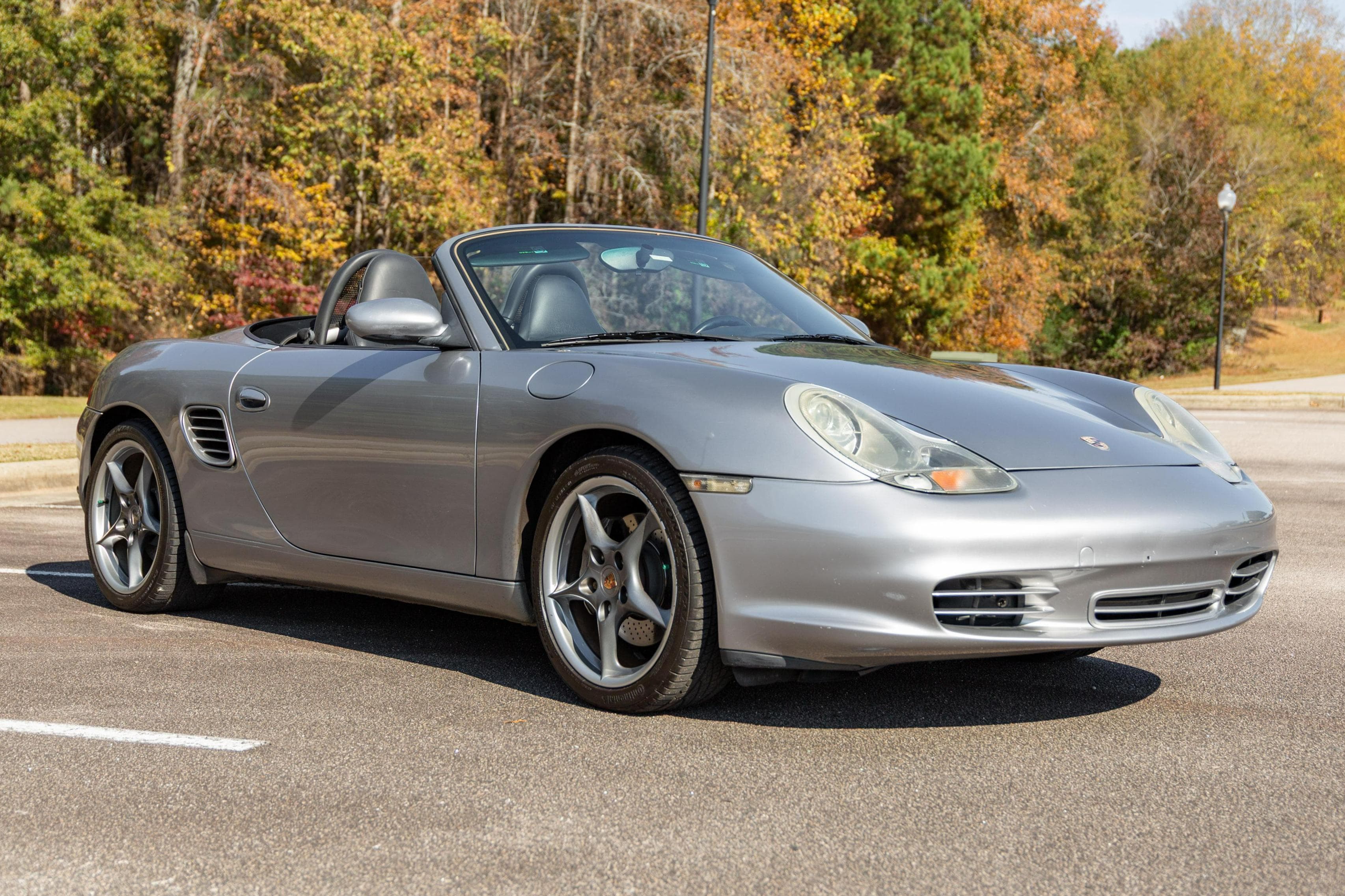 2004 Porsche 986 Boxster sold for $8,500