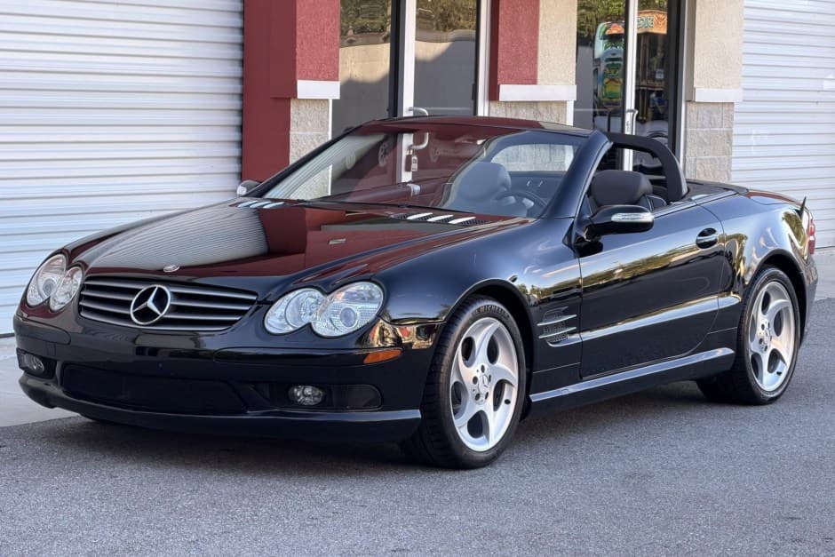 2004 Mercedes-Benz R230 SL sold for $14,200