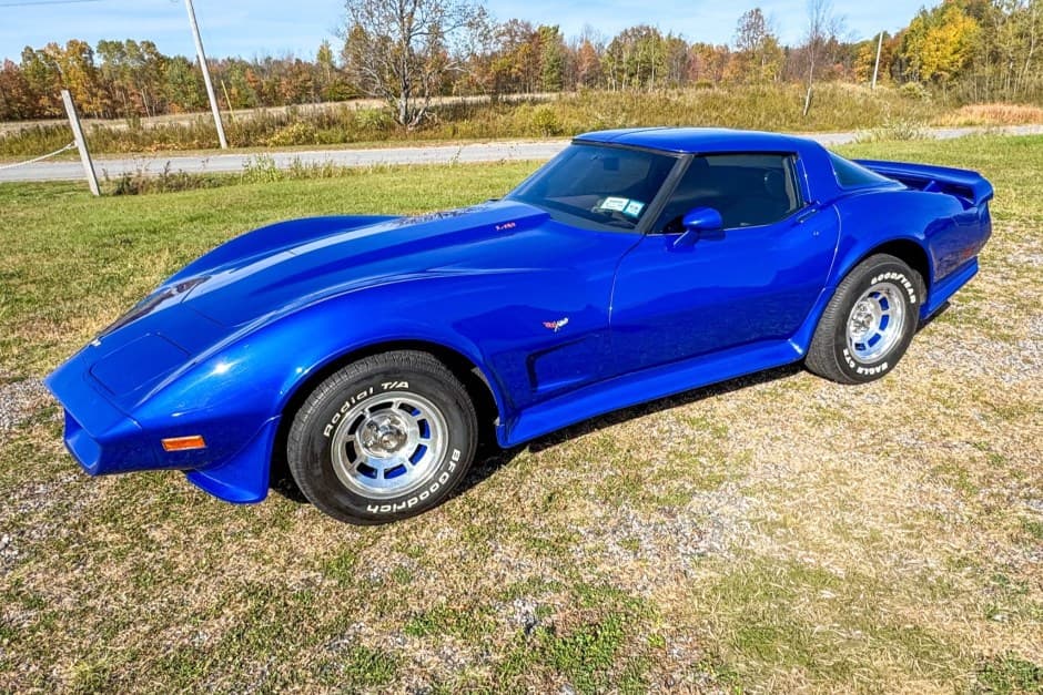 1979 Chevrolet Corvette C3 sold for $6,800