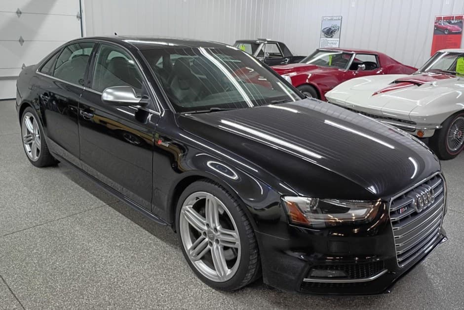 2014 Audi B8 S4 sold for $14,742