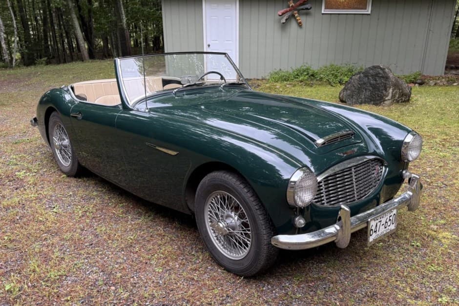 1960 Austin-Healey 3000 sold for $39,000