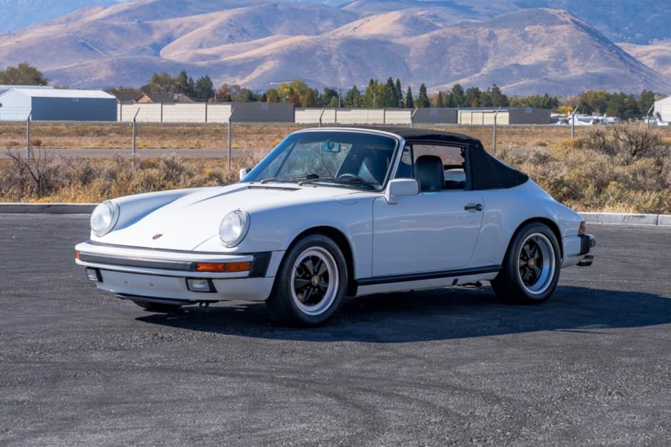 1989 Porsche 911 Carrera 3.2 sold for $45,750