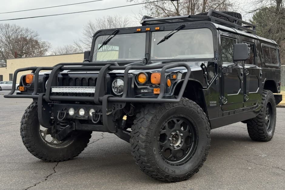 2000 Hummer H1 sold for $35,750
