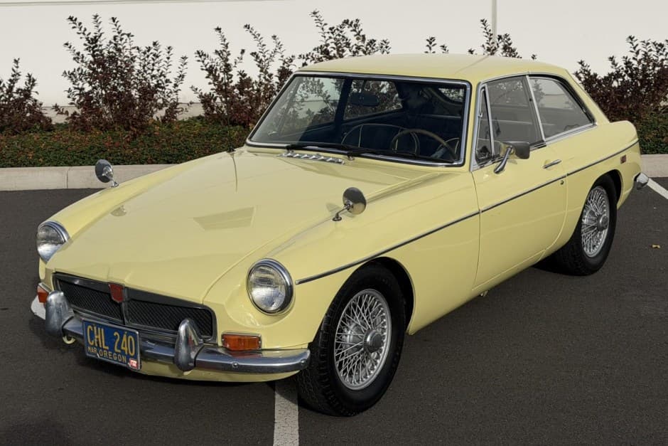 1969 MG MGB sold for $5,100