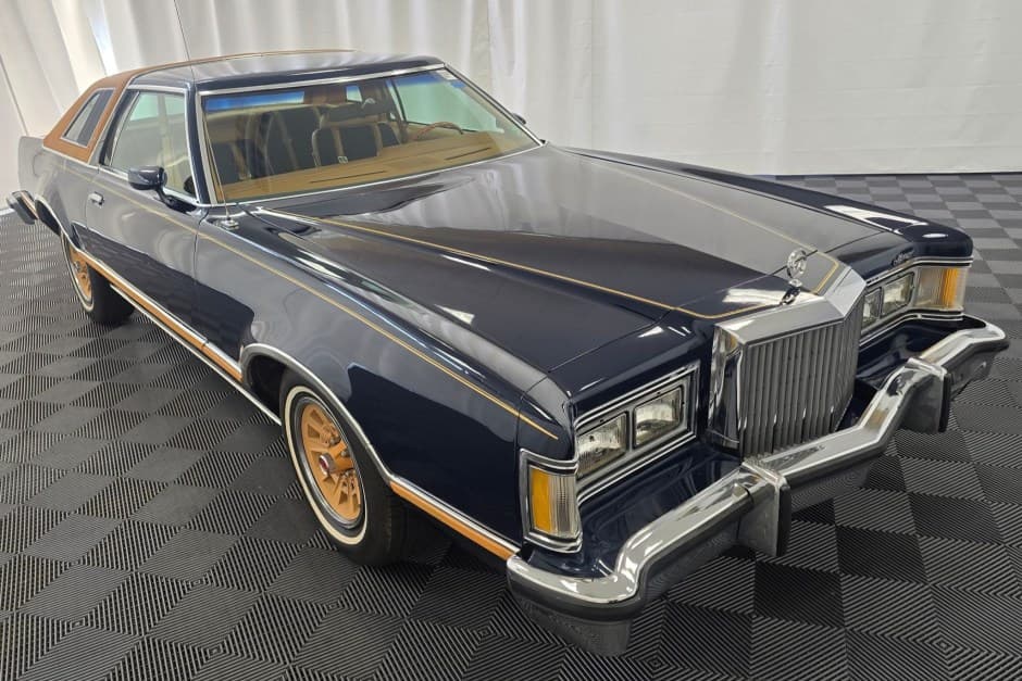 1978 Mercury Cougar sold for $9,500