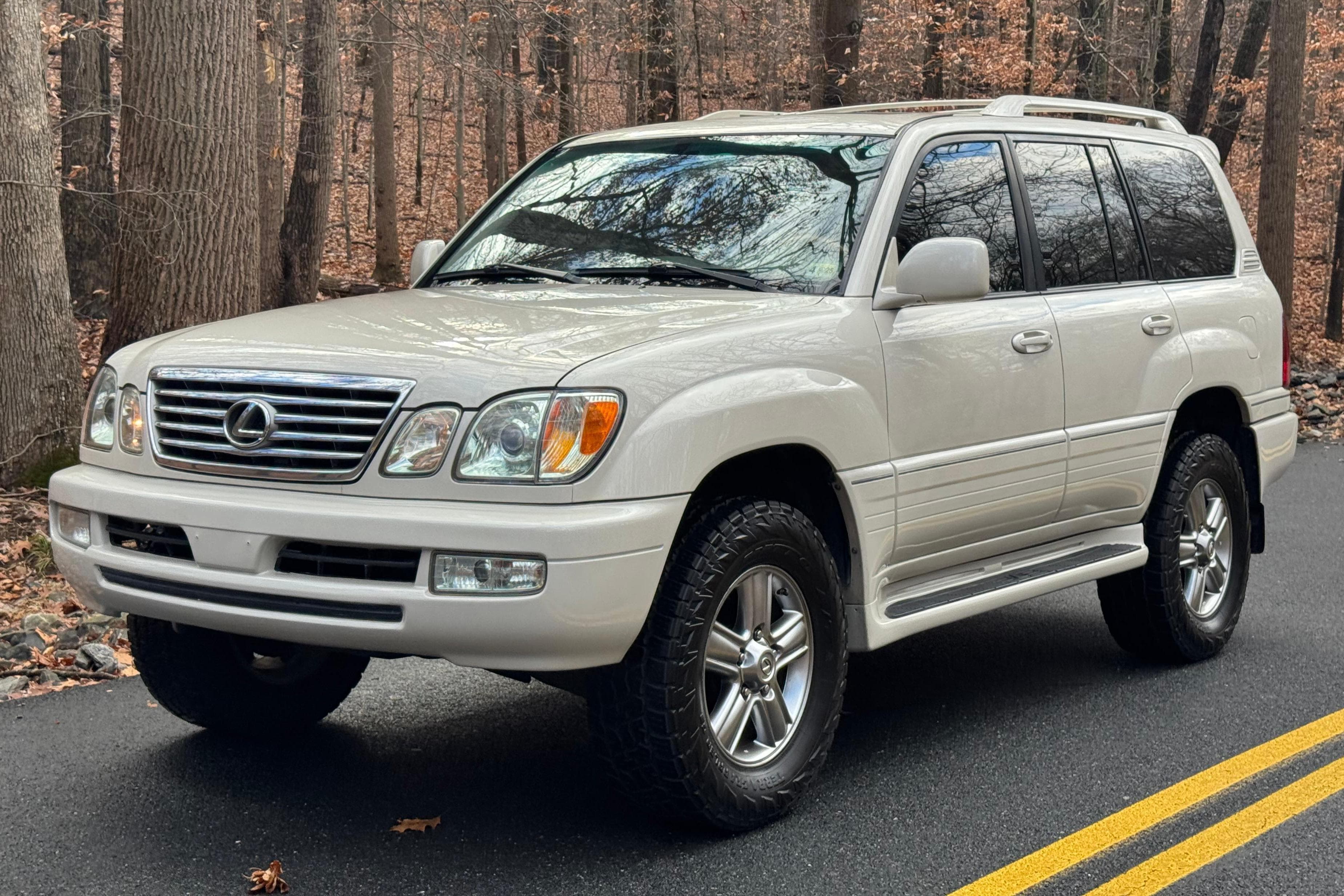 2007 Lexus LX sold for $26,500