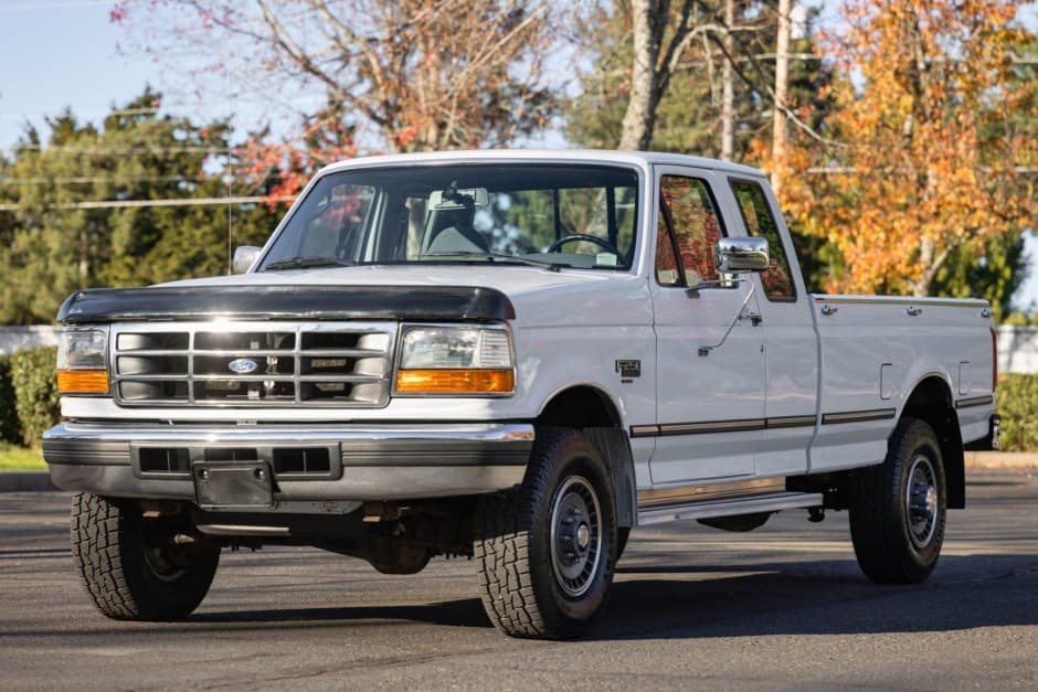 1994 Ford F-Series 1992-1997 sold for $33,000