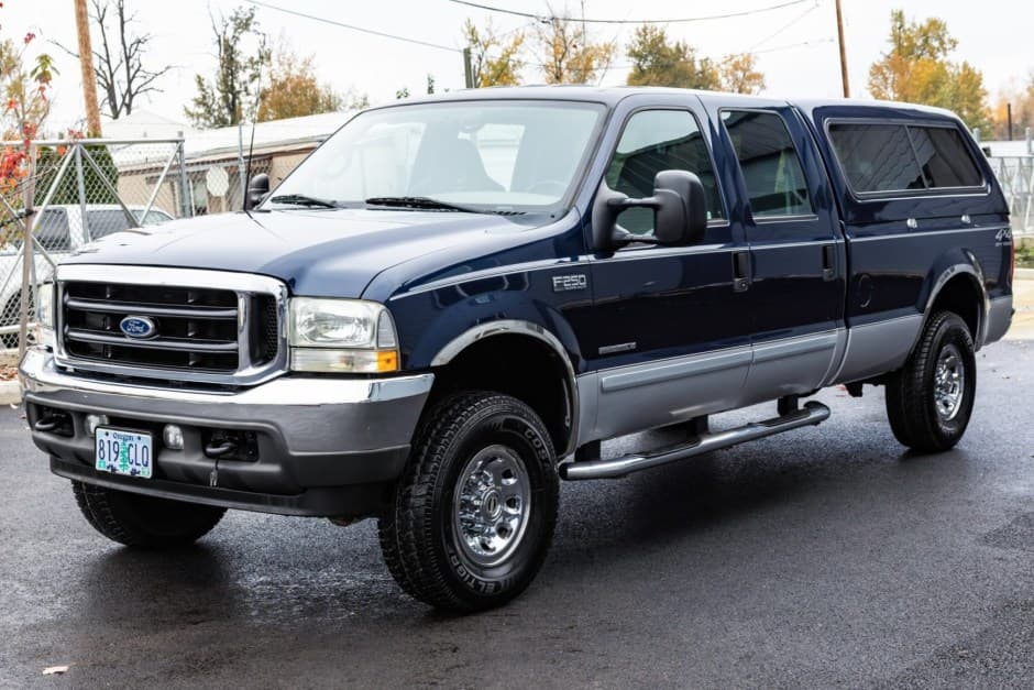 2002 Ford Super Duty 1999-2007 sold for $27,000