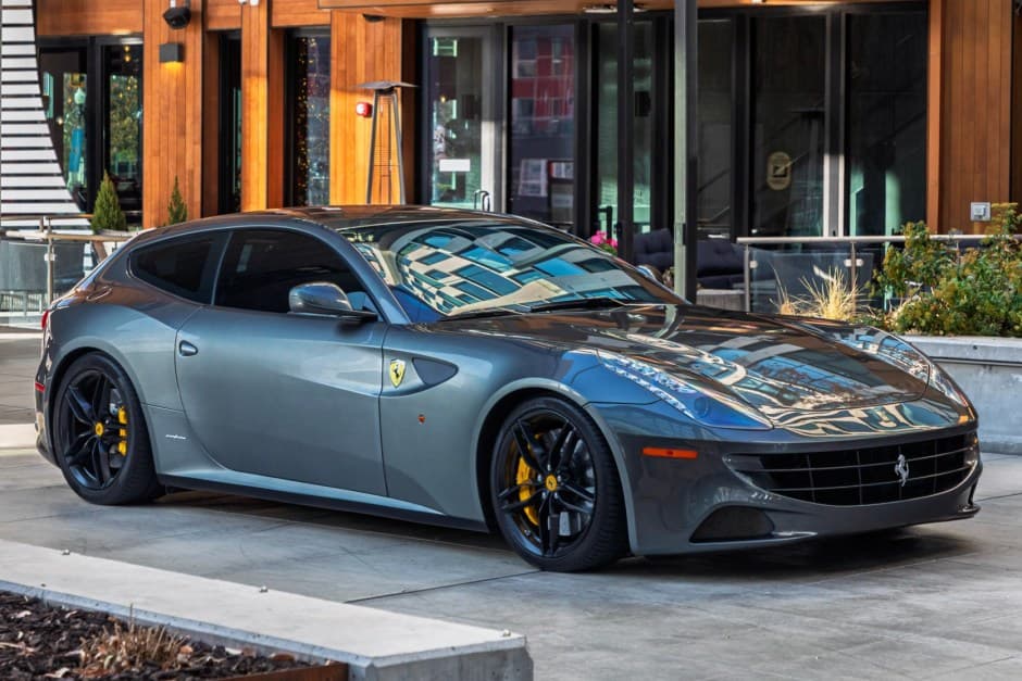 2013 Ferrari FF sold for $140,000