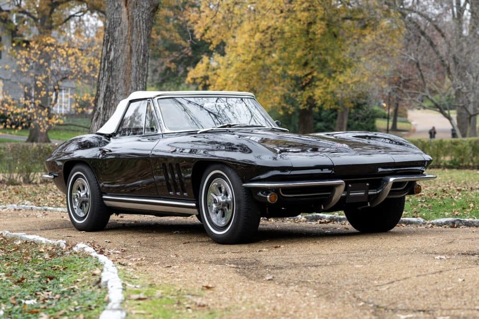 1965 Chevrolet Corvette C2 sold for $58,000