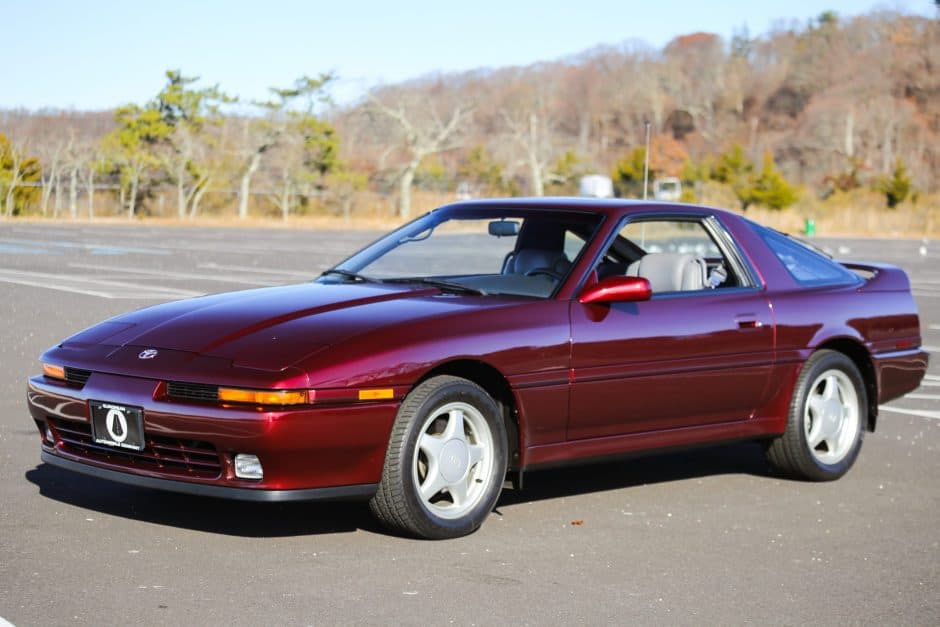 1991 Toyota Supra A70 (1986-1992) sold for $33,333