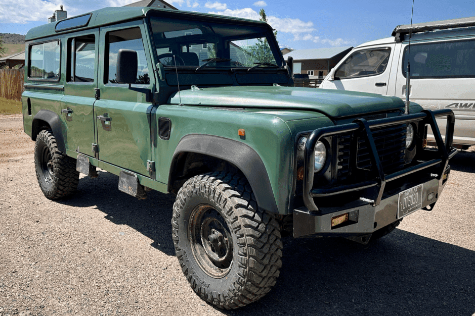 1995 Land Rover 110 / Defender 110 (Euro Spec) sold for $25,750