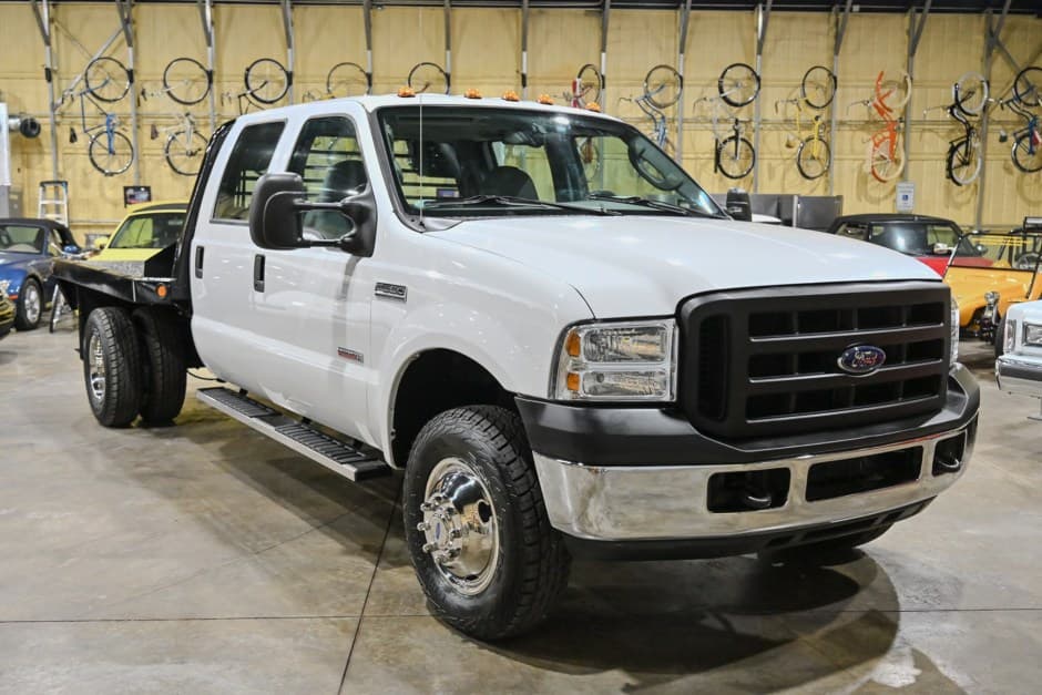 2005 Ford Super Duty 1999-2007 sold for $25,000