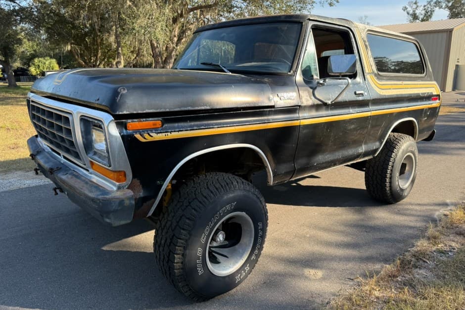 1979 Ford Bronco 2nd Generation 1978-1979 sold for $8,200
