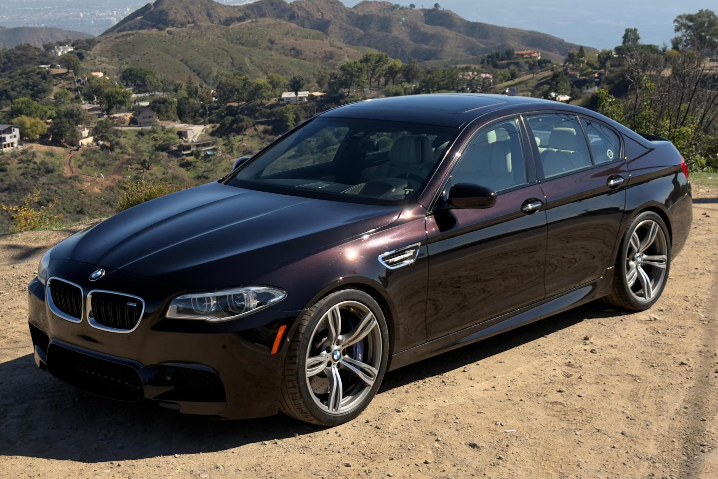 2014 BMW F10 M5 sold for $23,750