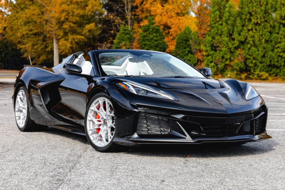 2026 Chevrolet Corvette C8 sold for $286,000