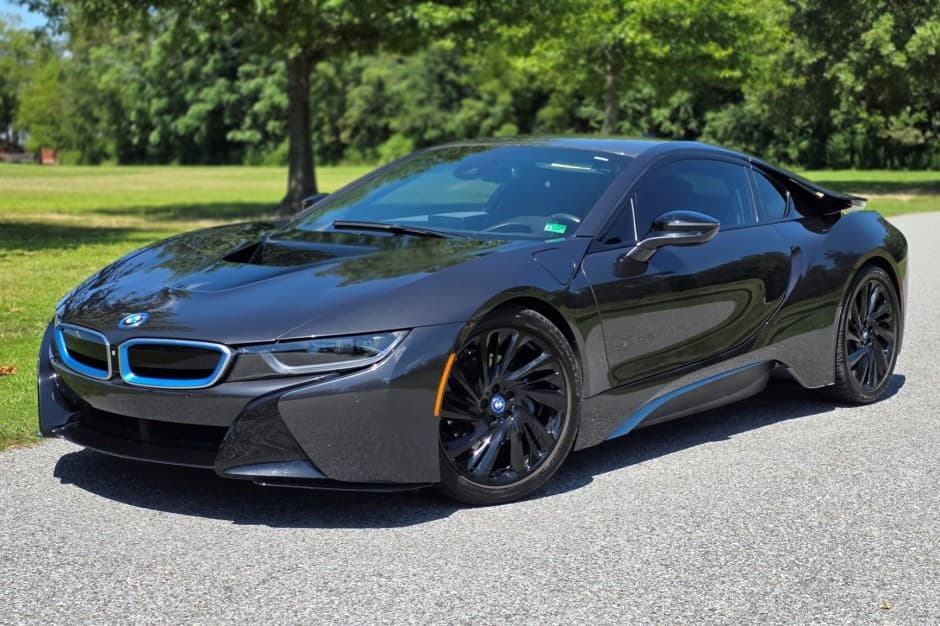 2015 BMW i8 sold for $38,000