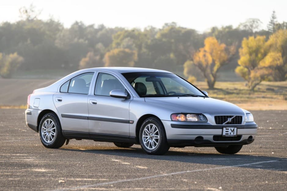 2003 Volvo S60 sold for $3,600