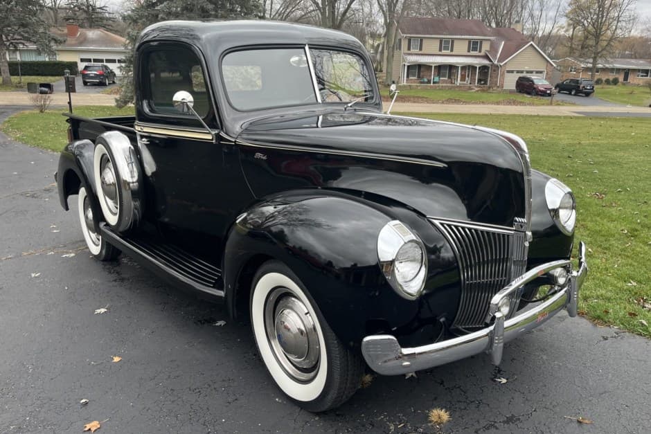 1940 Ford Pickup 1940-1947 sold for $29,000